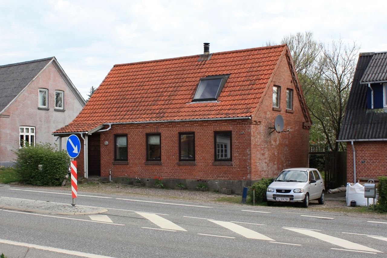 image 01